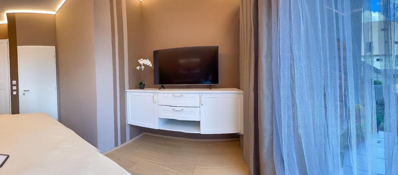 Apartment Dagmar Buresove Praga Zewnętrze zdjęcie